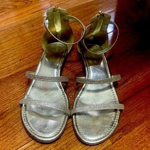 Worn once. Glitter gold straps sandals. Size women’s 9